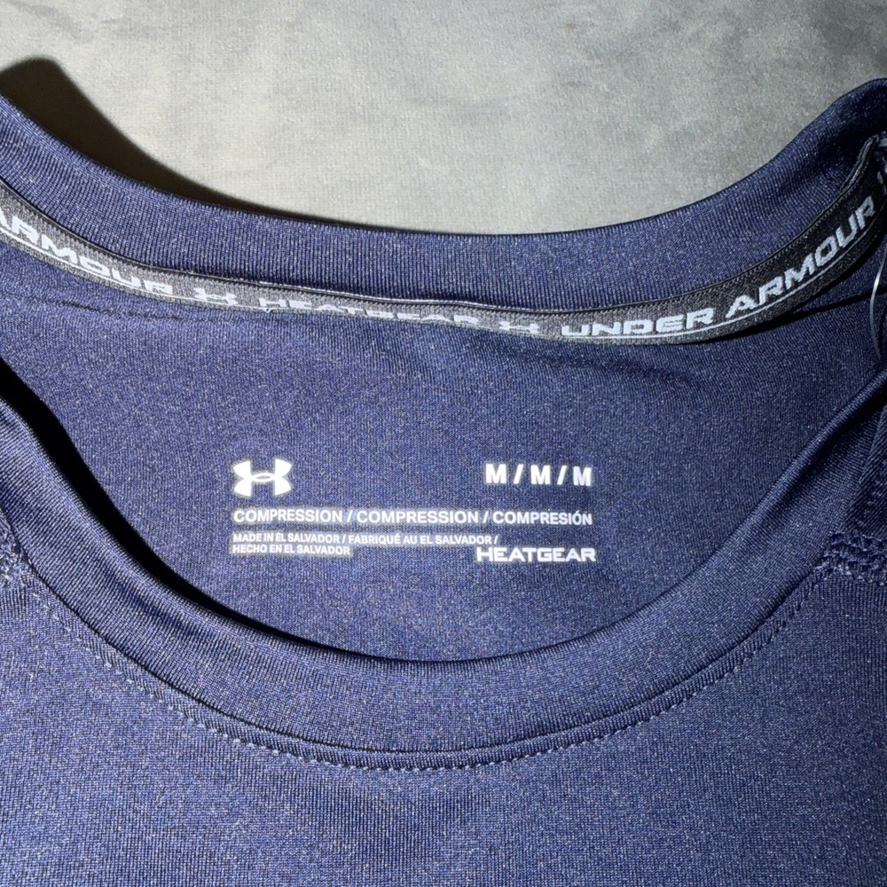 UA Men's Heat Gear Compression Long Sleeve Navy Blue Shirt Sz Medium - Picture 3 of 4